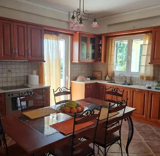 Cosy House 度假居 菲利亚特拉